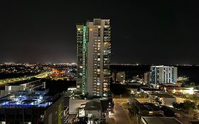Pandanas Apt 5 15Th Fl Darwin Cbd Harbor Views